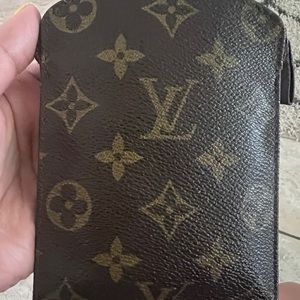 Louis Vuitton Pochette Secret Shoulder Bag